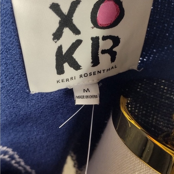 XO KR Navy and White Striped Women's Sweater size M brand new - Picture 7 of 7